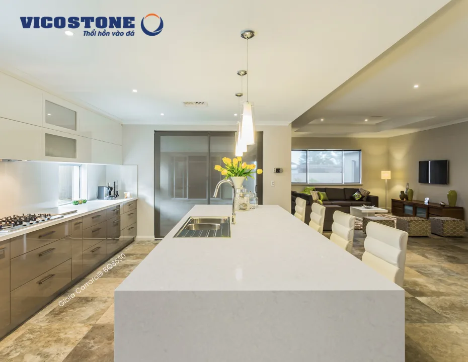 Bề mặt Gioia Carrara BQ8530 trong không gian minh họa
