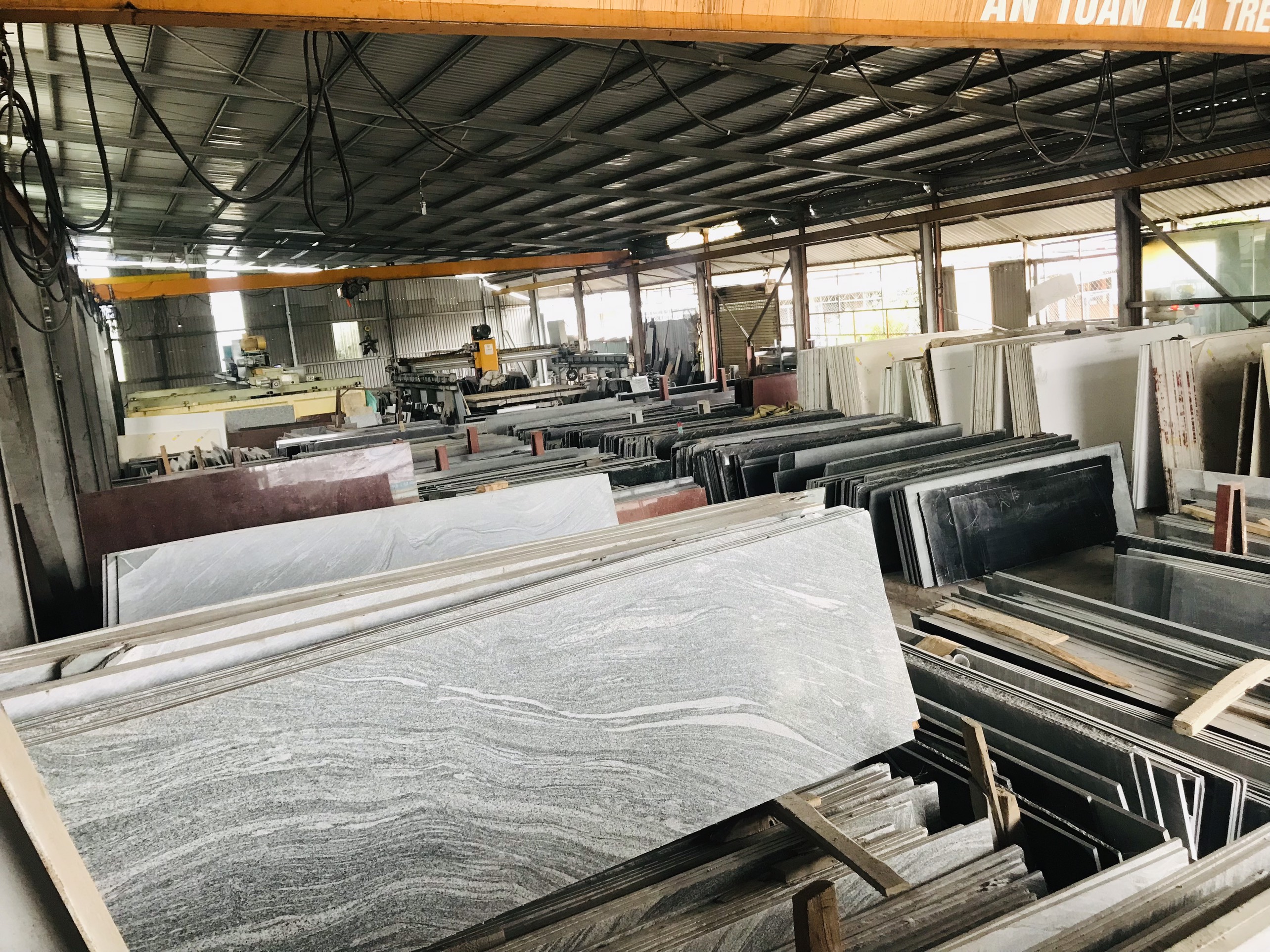 Xưởng gia công đá hoa cương Long An
